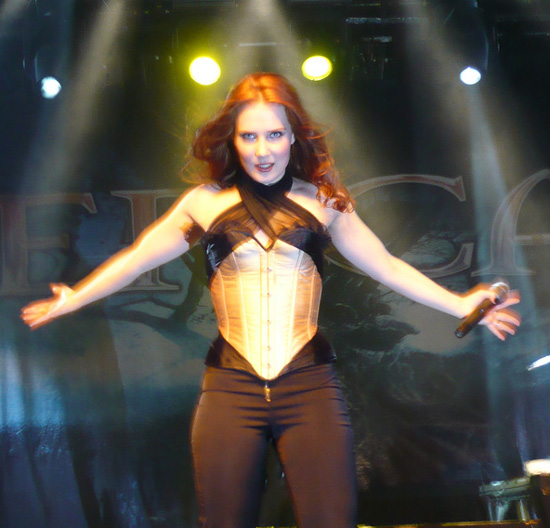 Simone Simons corset Volute Epica